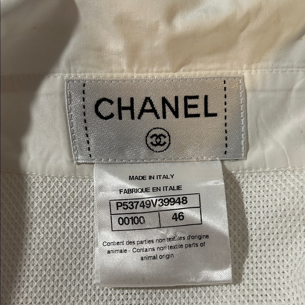 CHANEL White Women's Blouse - Picture 6 of 9